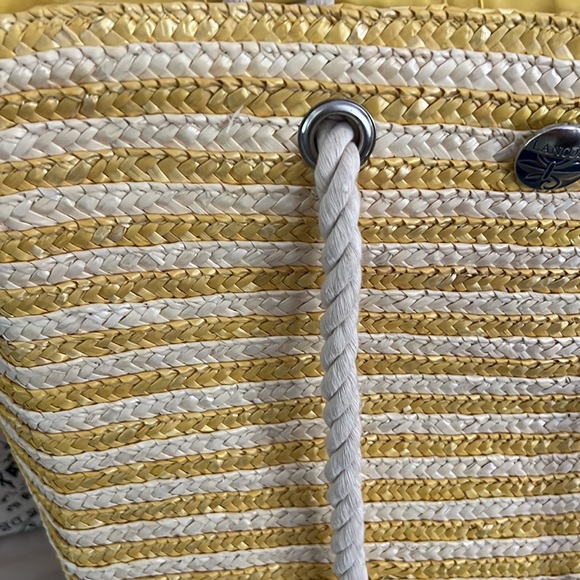 Beautiful Yellow Summer Beach Bach by Lancôme - Picture 4 of 10